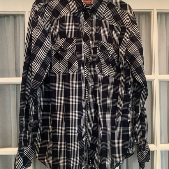 SUPER BAD SHIRT CO navy and black plaid long sleeve button-down shirt Size L - Picture 4 of 15